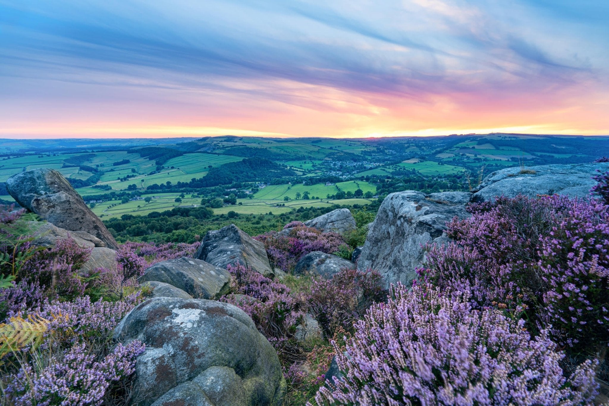 Peak District National Park: A Guide to the UK's Oldest National Park - Phil Sproson Photography