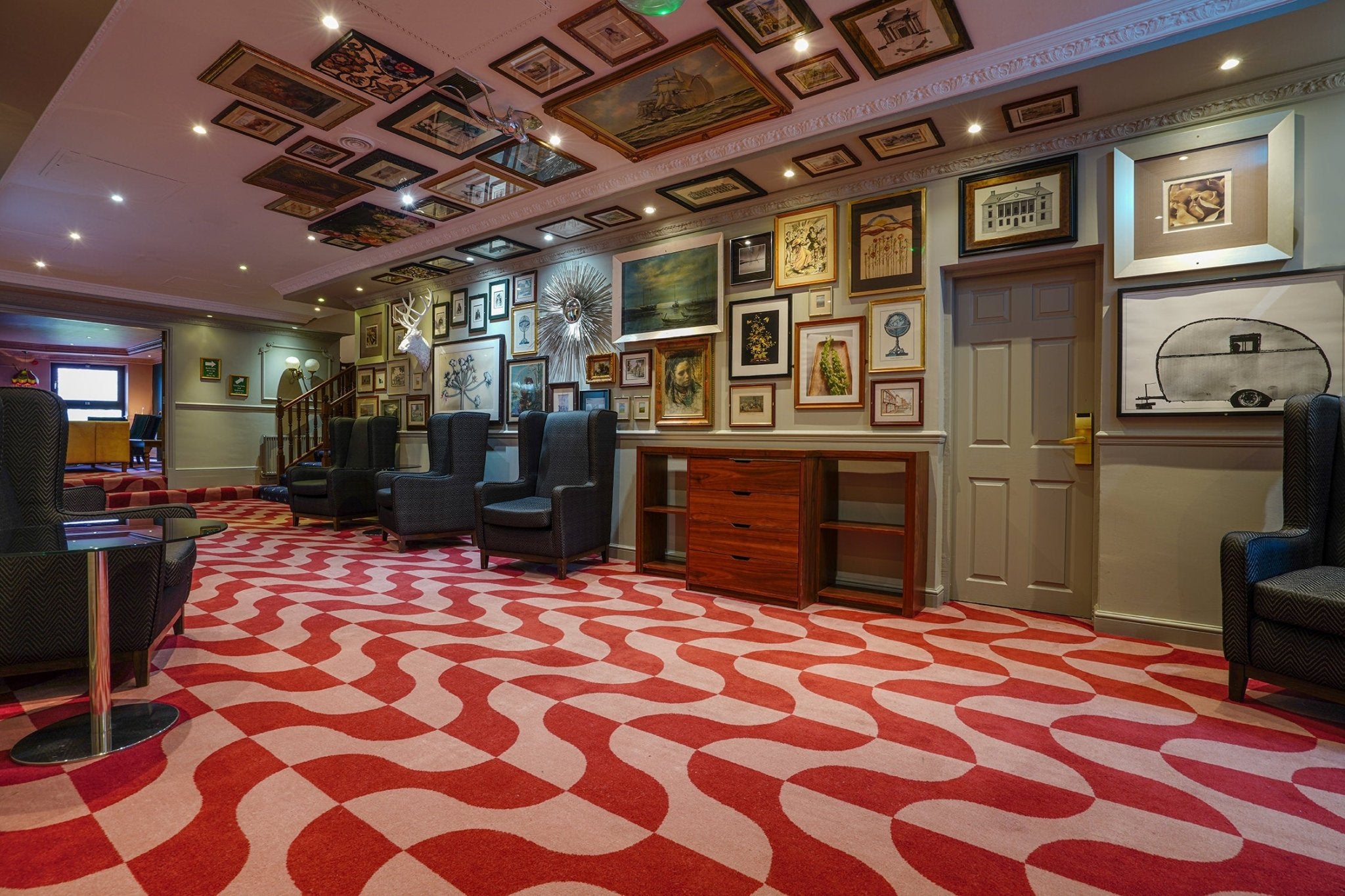 Showcasing Waterton Park Hotel - Phil Sproson Photography