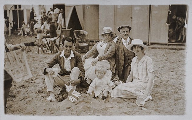 Colourise Black and White Photograph Service - Phil Sproson Photography