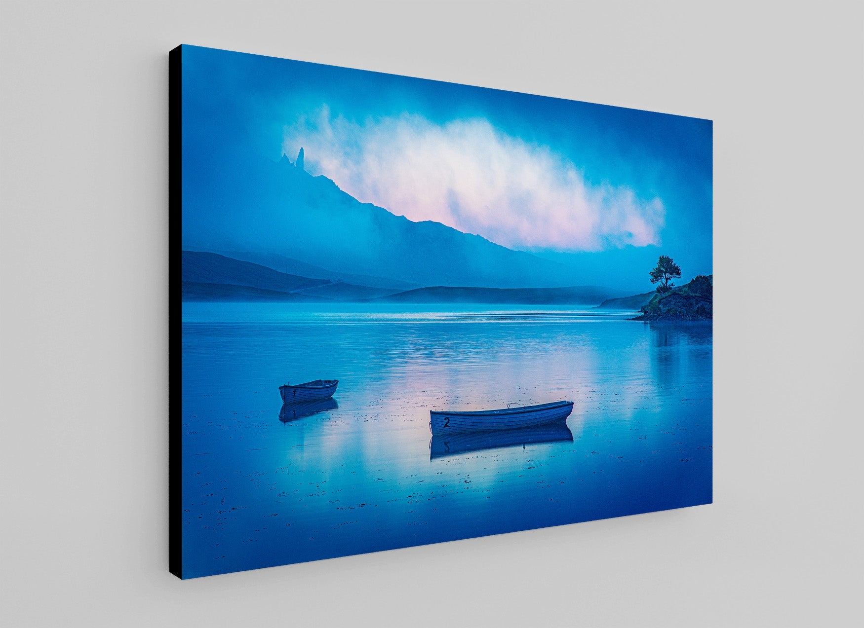 Loch Fada and Old Man of Storr at Sunset - Phil Sproson Photography