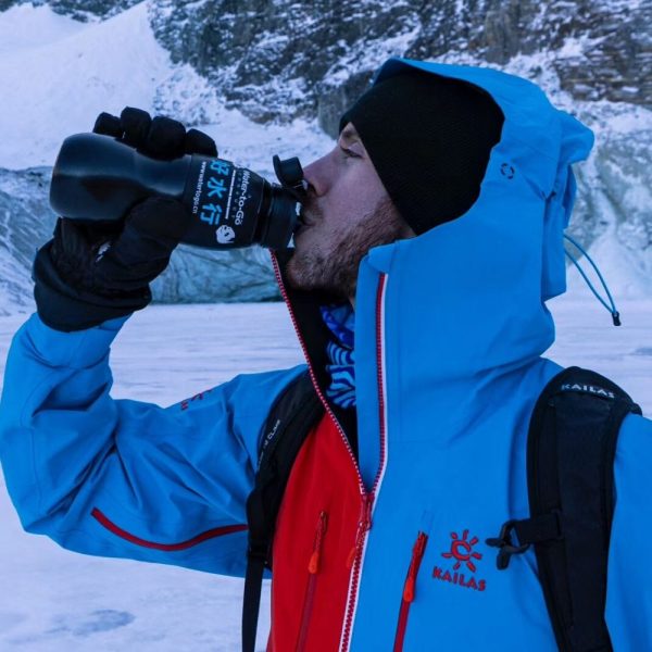 WatertoGo 75cl Filter Bottle With A Black Sleeve - Phil Sproson Photography